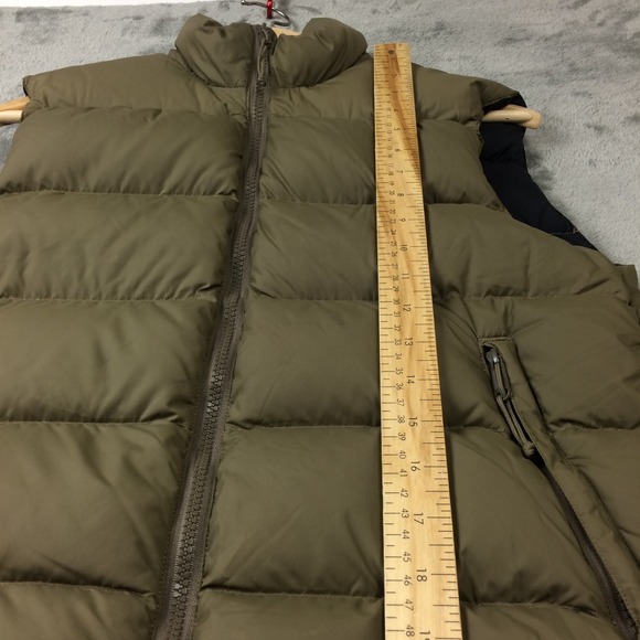 Mountain Equipment MEC Down Vest Mens XS Puffer Khaki Hiking Outdoors Vtg - Picture 6 of 15